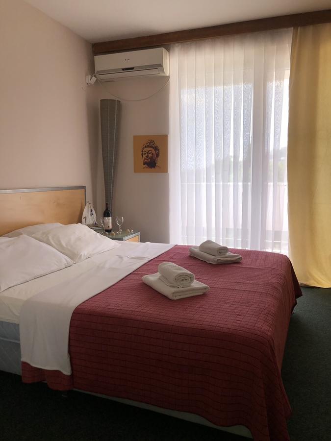Otel Bip 3*